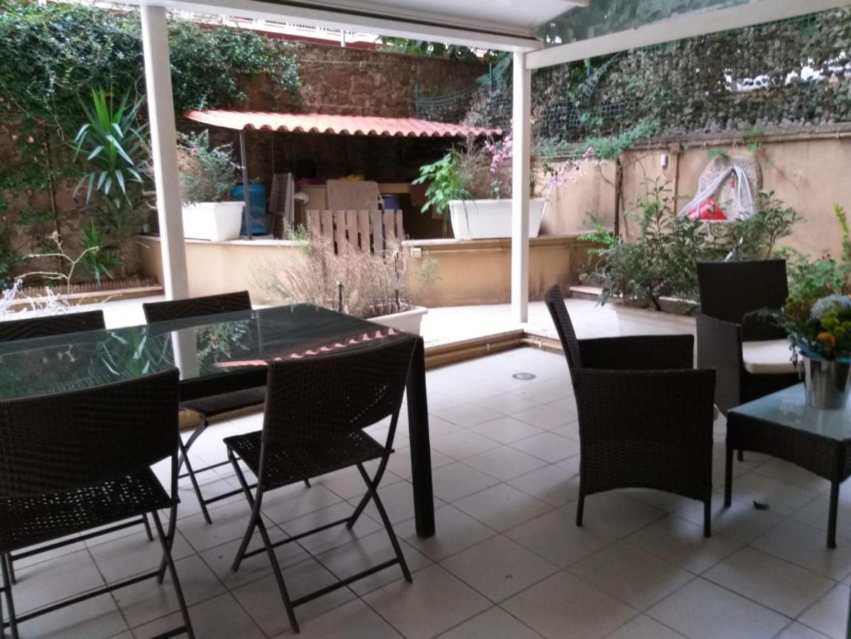 Vacanze Romane Con Giardino Bagian luar foto
